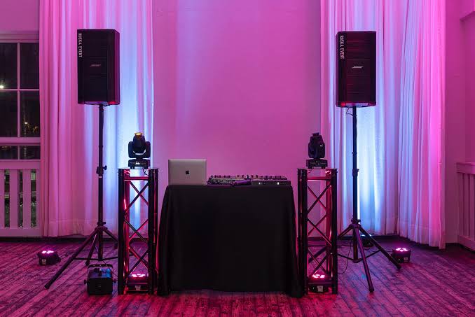 DJ for events / house